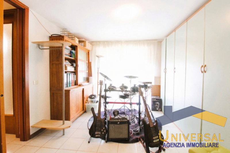 ALBIGNASEGO - SANT' AGOSTINO - A soli 3 km dalla fermata del tram capolinea Guizza, che permette ...