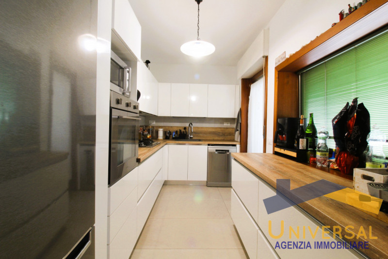 ALBIGNASEGO - SANT' AGOSTINO - A soli 3 km dalla fermata del tram capolinea Guizza, che permette ...