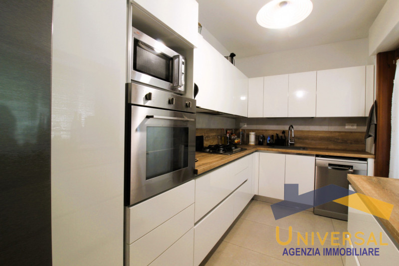 ALBIGNASEGO - SANT' AGOSTINO - A soli 3 km dalla fermata del tram capolinea Guizza, che permette ...