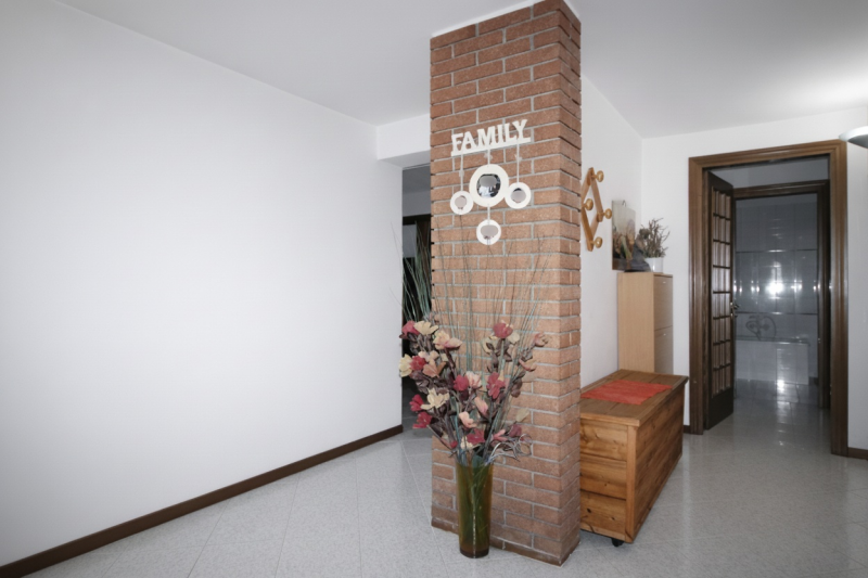 Nel cuore della tranquillità della campagna di Isola Vicentina, inserito in un piccolo e curato c...