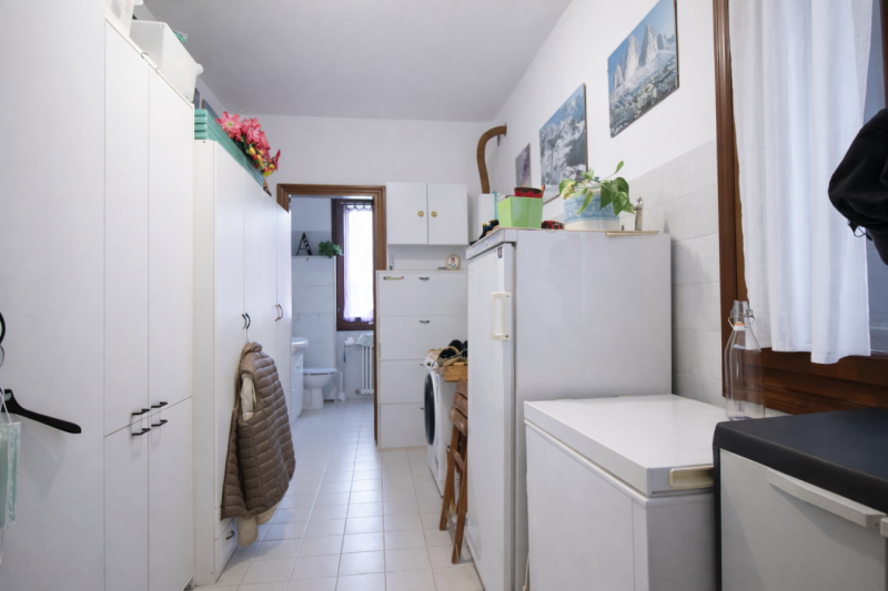 Nel cuore della tranquillità della campagna di Isola Vicentina, inserito in un piccolo e curato c...