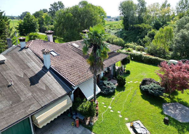 Rif. A.A.274-23

Vendita all'asta - abitazione in villini su 2 piani in data 22 aprile 2026

Desc...