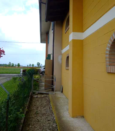 Rif. A.A.92-241

Vendita all'asta - abitazione su 2 piani con giardino in data 23 aprile 2026

De...