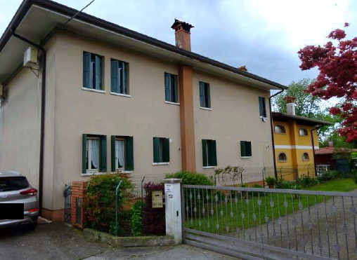 Rif. A.A.92-241

Vendita all'asta - abitazione su 2 piani con giardino in data 23 aprile 2026

De...