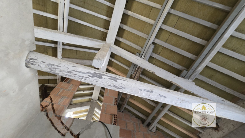 Nel cuore del centro storico di Este, a pochi passi dalla piazza principale e comodo a tutti i se...