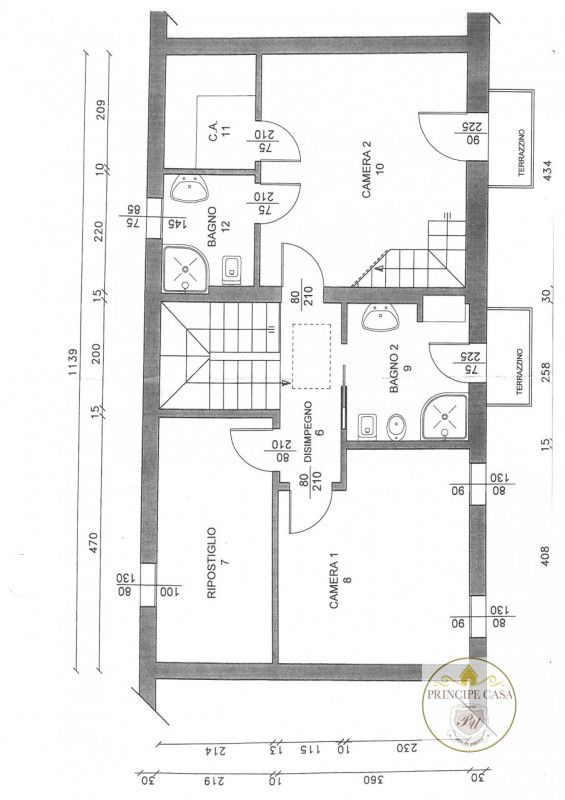 Nel cuore del centro storico di Este, a pochi passi dalla piazza principale e comodo a tutti i se...
