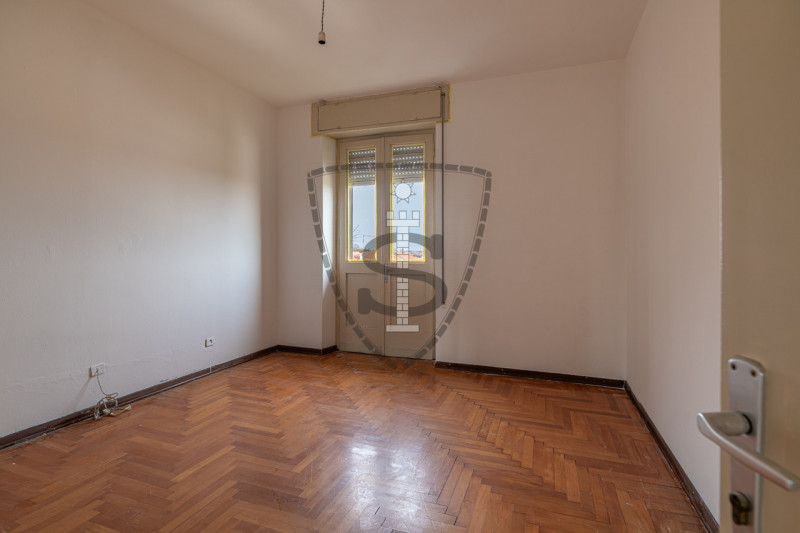 A Cartigliano, in una zona tranquilla e vicina al centro, proponiamo questo appartamento di 118 m...