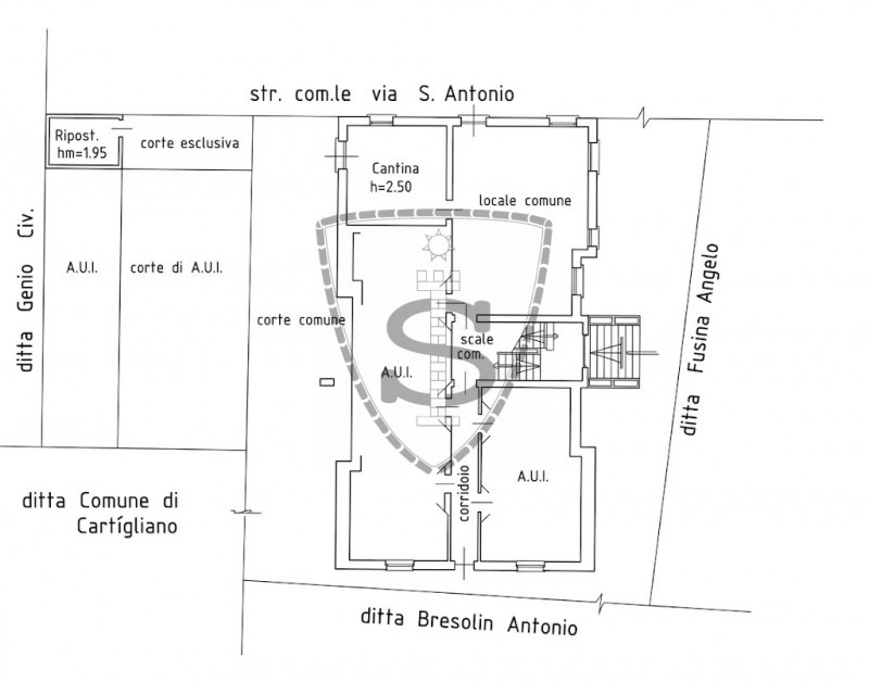 A Cartigliano, in una zona tranquilla e vicina al centro, proponiamo questo appartamento di 118 m...
