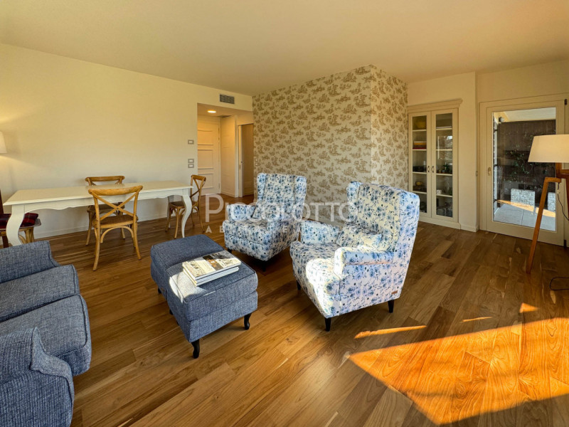 Rif. A5452 - Asolo Golf, a 10 minuti dal centro storico di Asolo, appartamento in affitto in stra...