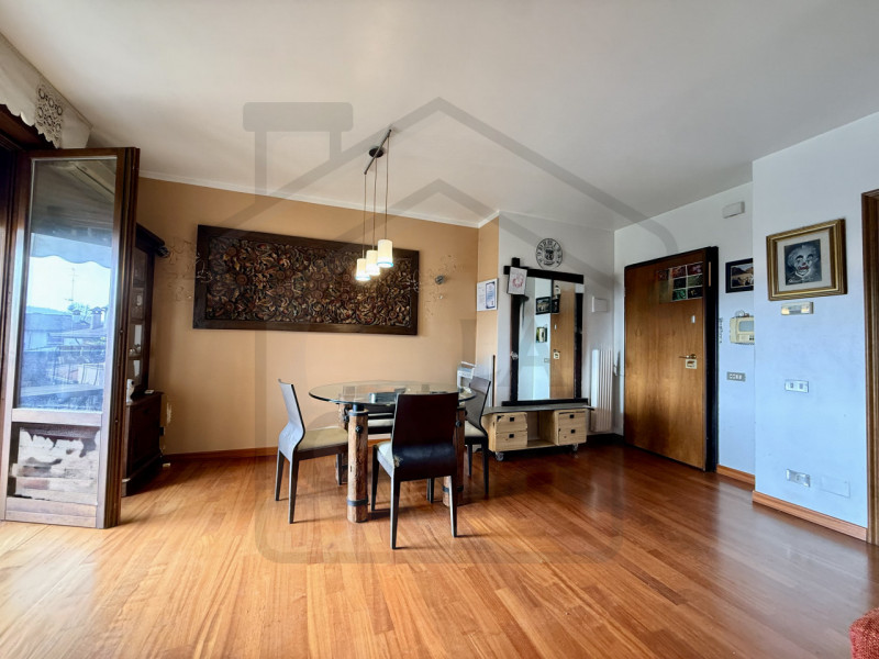 TEOLO - In zona San Biagio di Teolo, vi presentiamo un incantevole appartamento trilocale al seco...