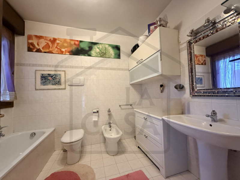 TEOLO - In zona San Biagio di Teolo, vi presentiamo un incantevole appartamento trilocale al seco...