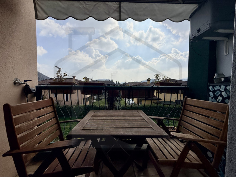 TEOLO - In zona San Biagio di Teolo, vi presentiamo un incantevole appartamento trilocale al seco...