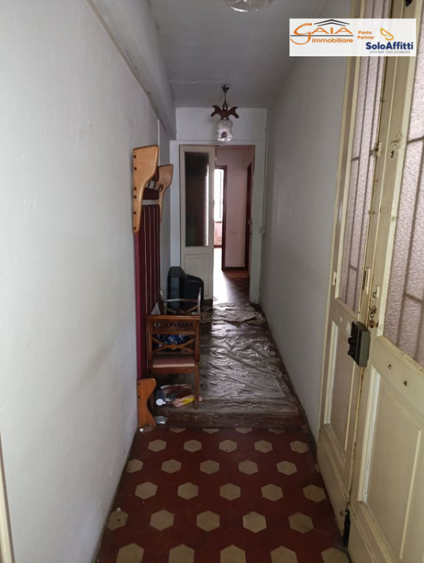 Nel cuore di Padova proponiamo in vendita un appartamento bilocale di 66 mq commerciali, situato ...