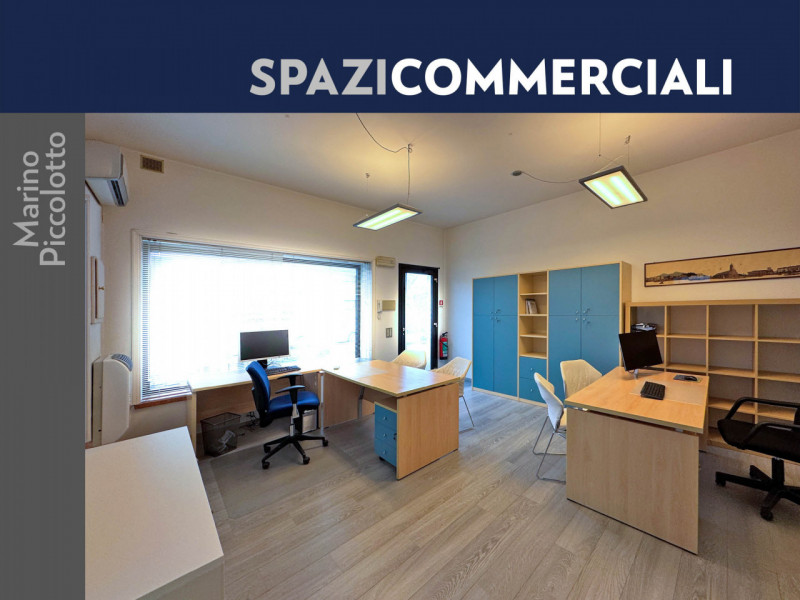 Rif. A5453 - Casella d'Asolo, in posizione centrale strategica vicino ad altre attività e servizi...