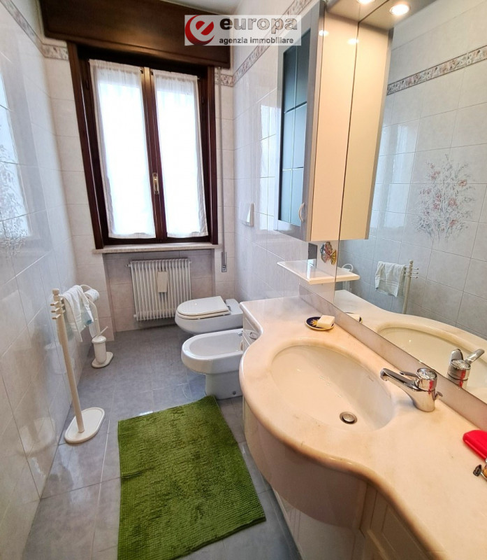 A CAVAZZALE (VI) (per motivi di riservatezza l'indirizzo è solo indicativo), si propone questa lu...