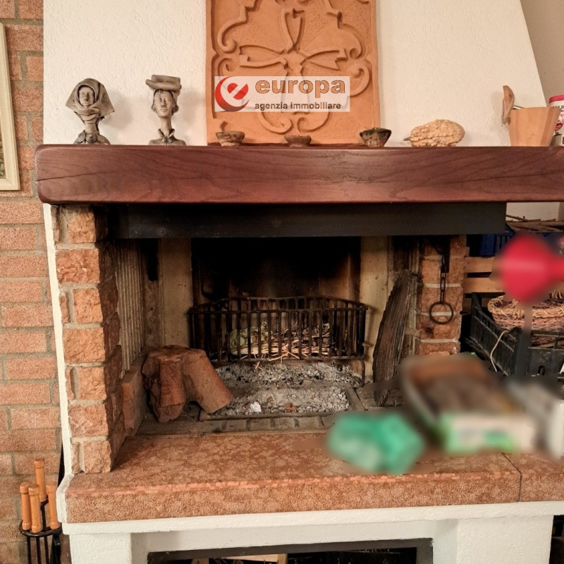 A CAVAZZALE (VI) (per motivi di riservatezza l'indirizzo è solo indicativo), si propone questa lu...