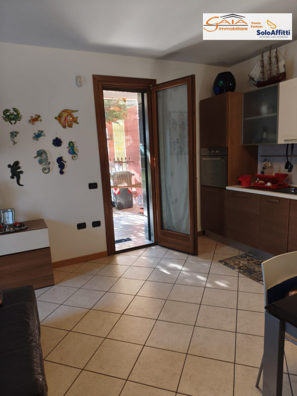 Villetta semi - indipendente situata nel cuore di San Giacomo
ad Albignasego in posizione tranqui...