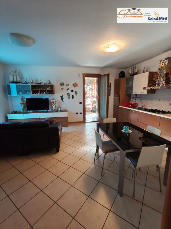 Villetta semi - indipendente situata nel cuore di San Giacomo
ad Albignasego in posizione tranqui...