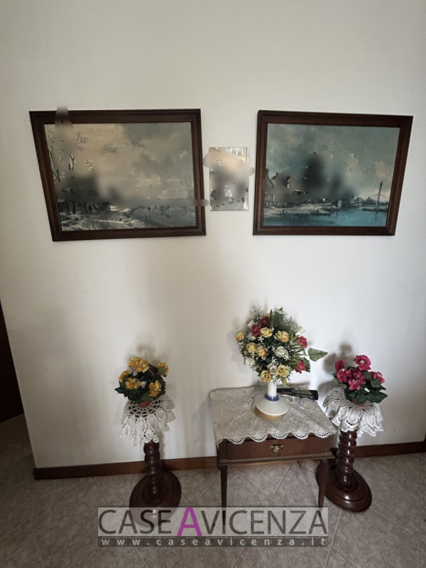Proponiamo in affitto una villa singola di circa 190 mq nel cuore della campagna tra Grisignano d...