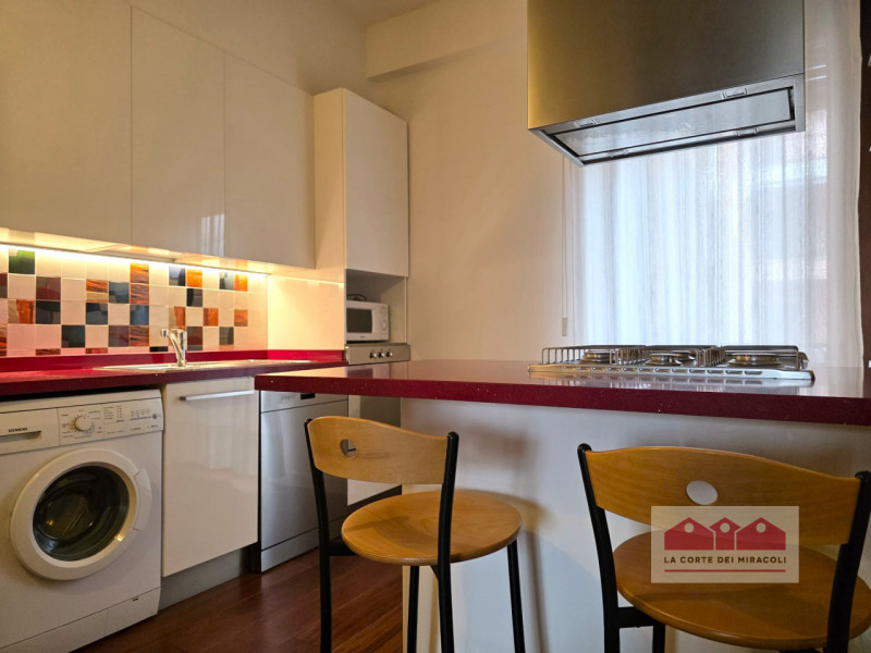 SANT'ANDREA: BICAMERE CON STUDIO COMPOSTO DA SOGGIORNO E CUCINA SEPARATA, DUE CAMERE, STUDIO, BAG...