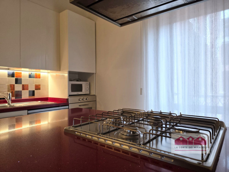 SANT'ANDREA: BICAMERE CON STUDIO COMPOSTO DA SOGGIORNO E CUCINA SEPARATA, DUE CAMERE, STUDIO, BAG...
