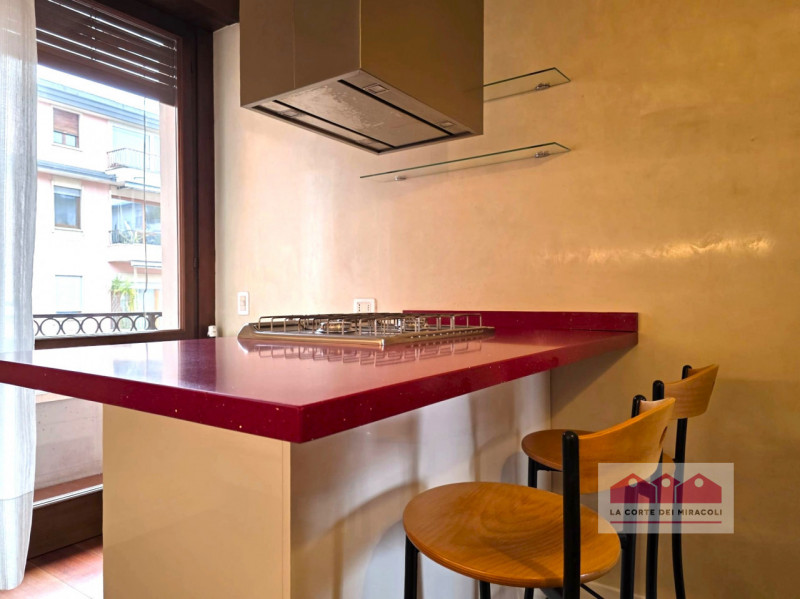 SANT'ANDREA: BICAMERE CON STUDIO COMPOSTO DA SOGGIORNO E CUCINA SEPARATA, DUE CAMERE, STUDIO, BAG...