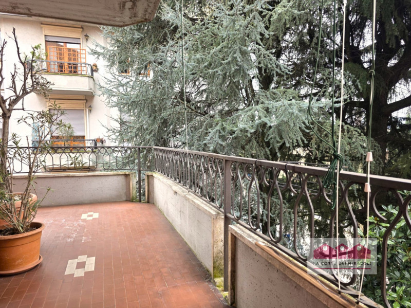 SANT'ANDREA: BICAMERE CON STUDIO COMPOSTO DA SOGGIORNO E CUCINA SEPARATA, DUE CAMERE, STUDIO, BAG...