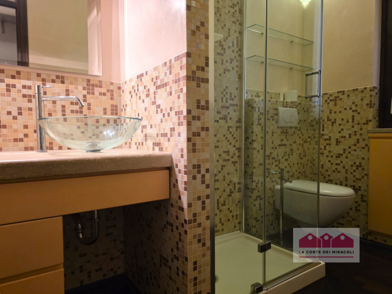 SANT'ANDREA: BICAMERE CON STUDIO COMPOSTO DA SOGGIORNO E CUCINA SEPARATA, DUE CAMERE, STUDIO, BAG...