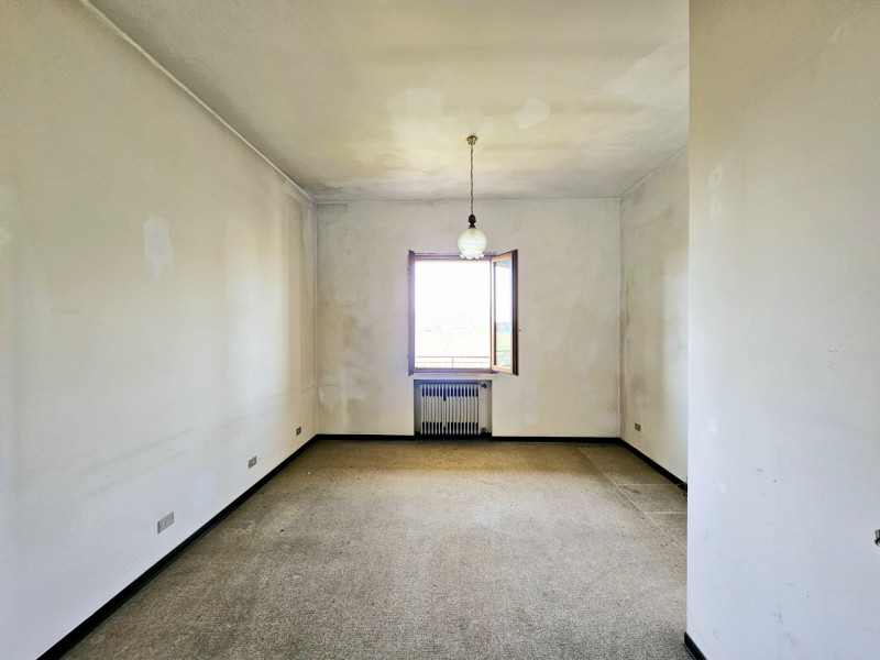 Inserita nell'incantevole cornice dei Colli Euganei, proponiamo in vendita porzione di bifamiliar...