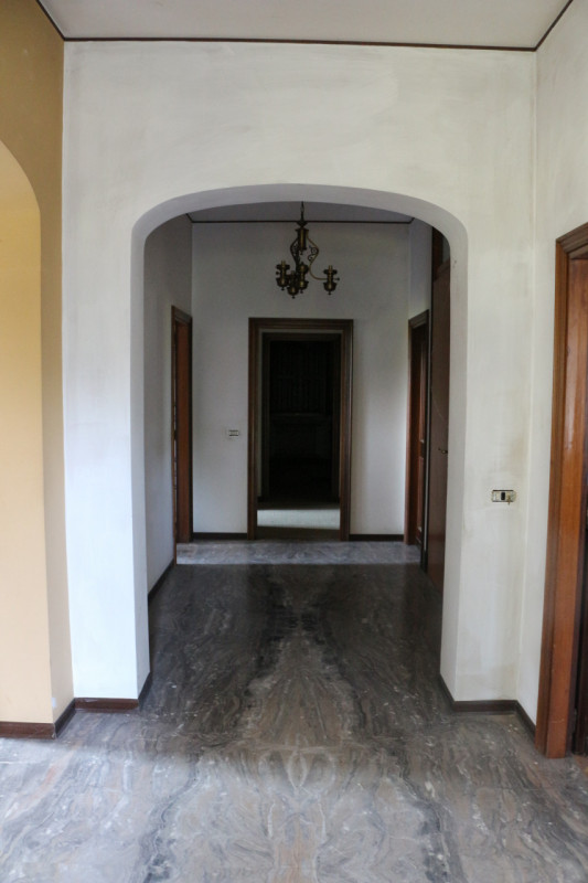 Inserita nell'incantevole cornice dei Colli Euganei, proponiamo in vendita porzione di bifamiliar...