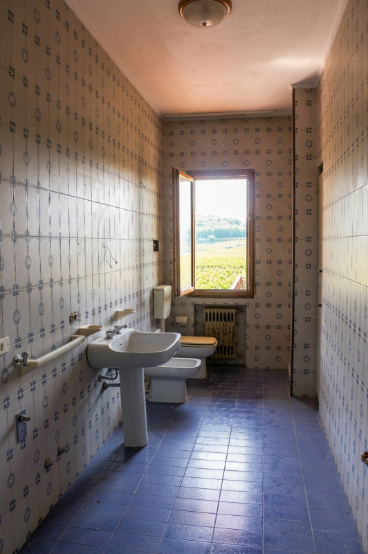 Inserita nell'incantevole cornice dei Colli Euganei, proponiamo in vendita porzione di bifamiliar...