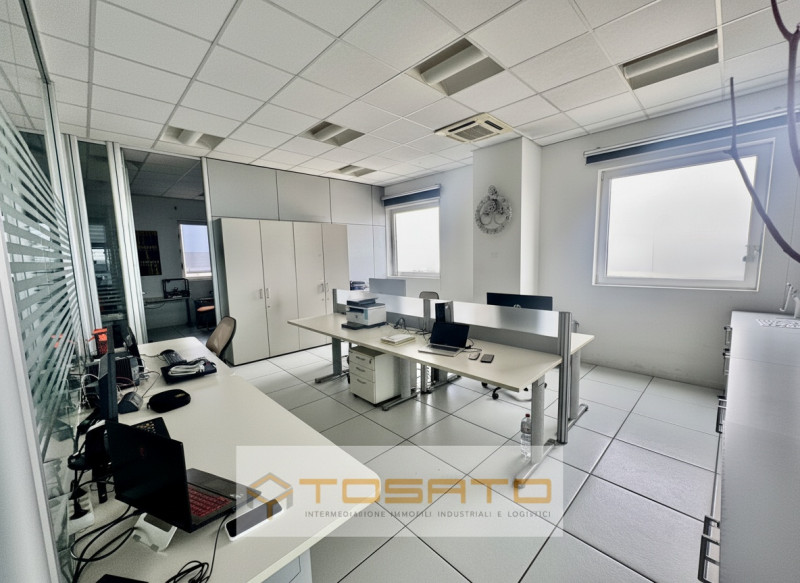 Ufficio in Vendita