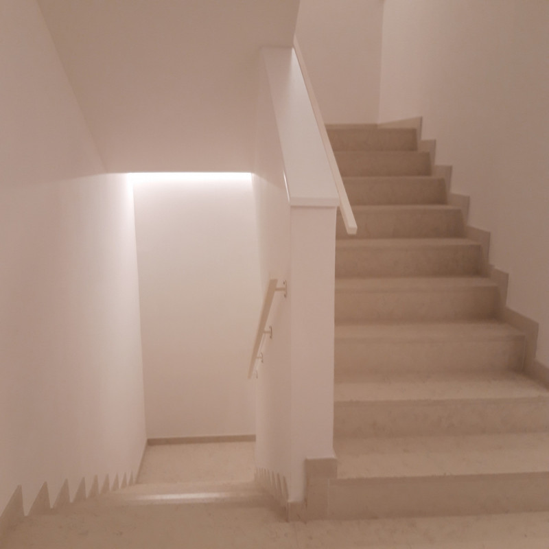 Questo appartamento quadrilocale, situato in una  zona centrale della città, rappresenta il perfe...