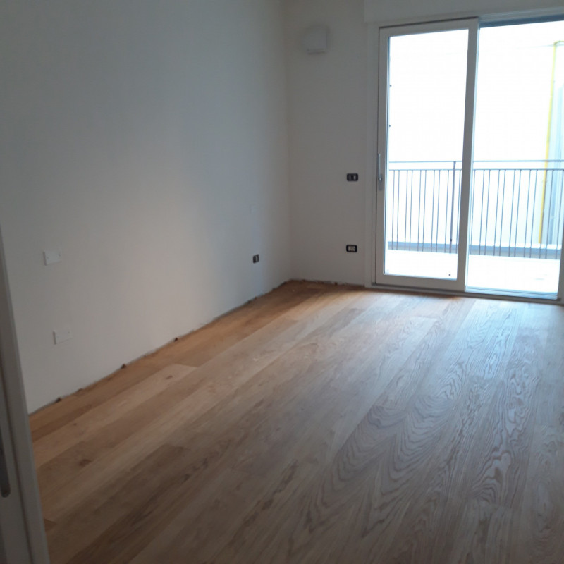 Questo appartamento quadrilocale, situato in una  zona centrale della città, rappresenta il perfe...