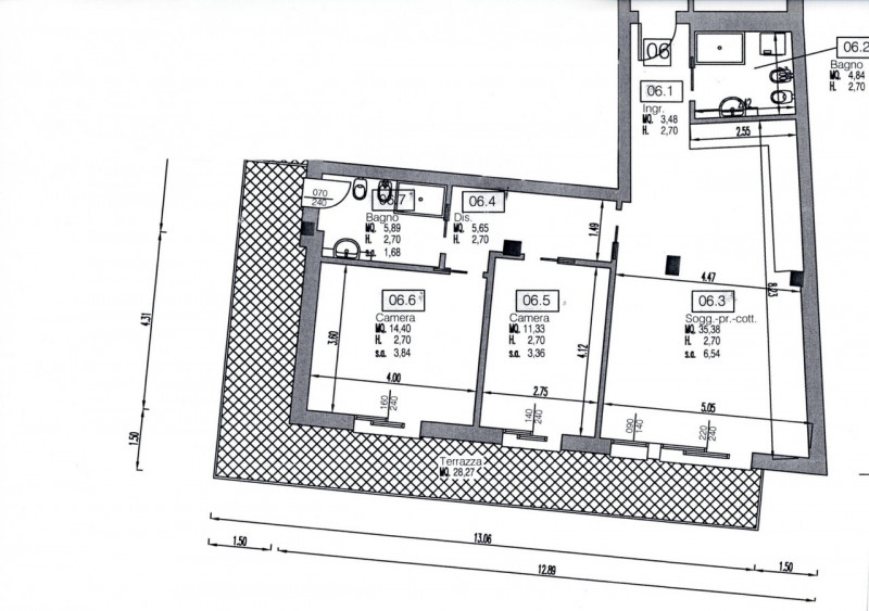 Questo appartamento quadrilocale, situato in una  zona centrale della città, rappresenta il perfe...