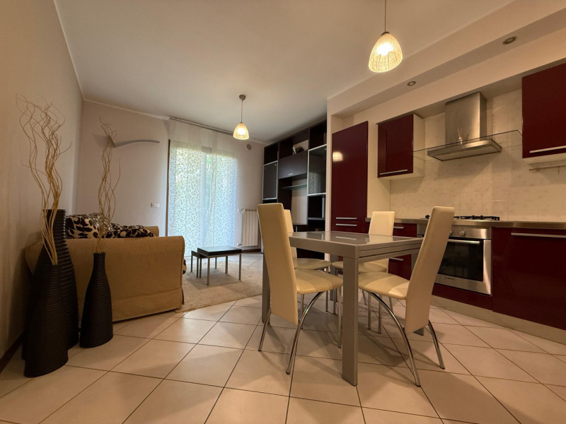 Nel tranquillo quartiere residenziale di Oltrebrenta, nel comune di Noventa Padovana, proponiamo ...