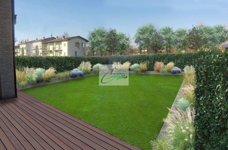 Albignasego - Ferri

Unità immobiliare al piano terra con giardino di 140mq.  ed ingresso indipen...