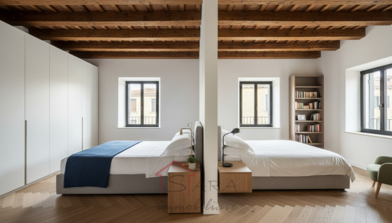 Nel cuore del Centro Storico di Padova, all’interno di una raffinata palazzina di poche unità com...