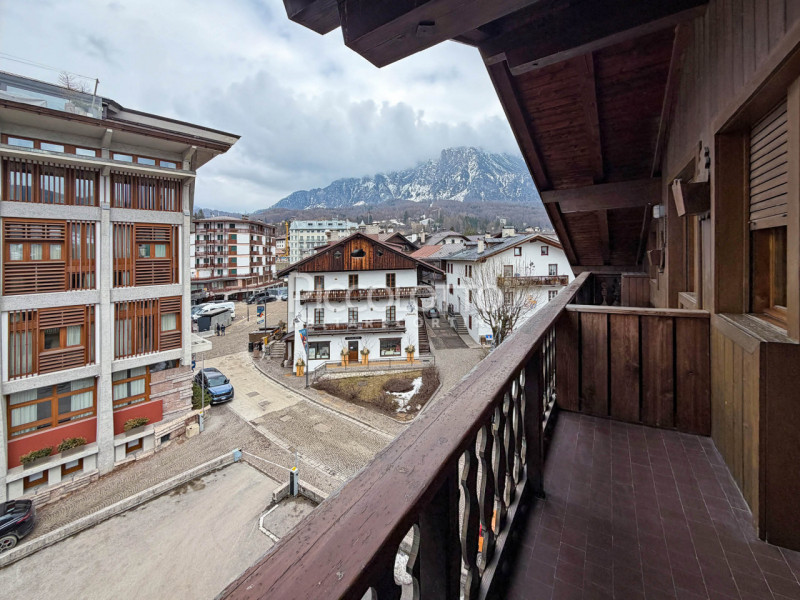 Rif. V5457 - Attico, Corso Italia, 2 camere - vista panoramica.

Nel cuore di Corso Italia, propo...