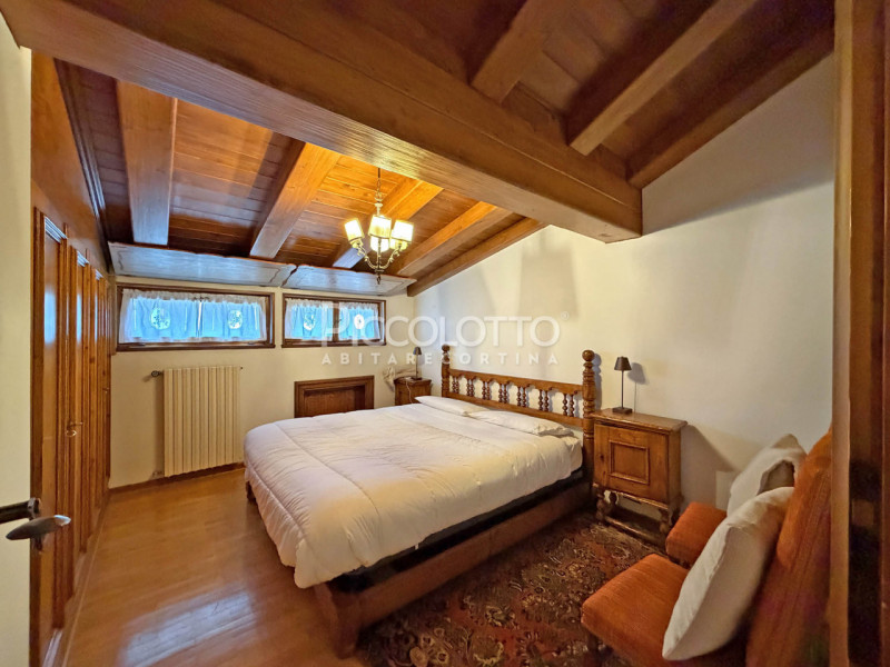 Rif. V5457 - Attico, Corso Italia, 2 camere - vista panoramica.

Nel cuore di Corso Italia, propo...