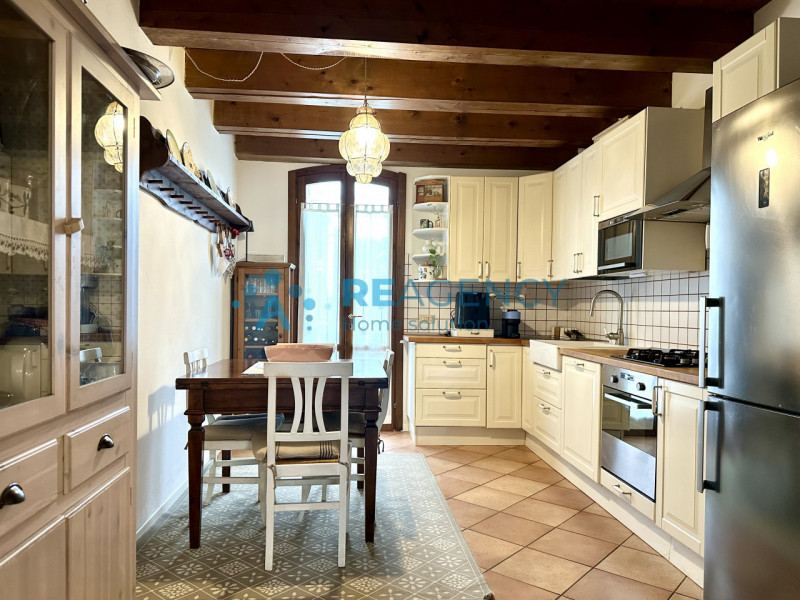 Vicenza - al confine con Costabissara.

Stai cercando una casa indipendente, in un piccolo contes...