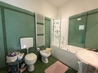 PADOVA: CLASSE ENERGETICA in definizione kwh/m2 anno
Descrizione: In contesto di 3 unità a pochi ...