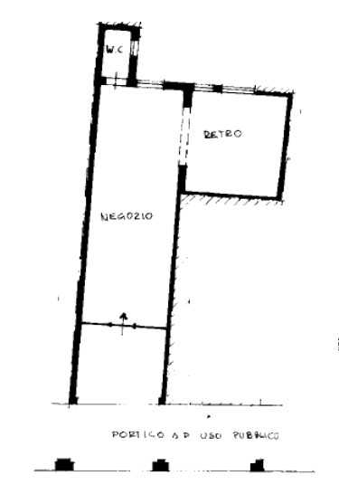 Nel centro di Este, in via Giacomo Matteotti, proponiamo in vendita un ampio negozio, caratterizz...