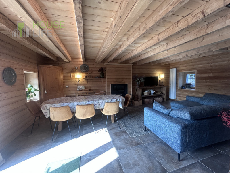 ROANA - TRESCHE CONCA - ELEGANTE CHALET DI MONTAGNA quadrilocale, tre-quattro camere, tre bagni, ...