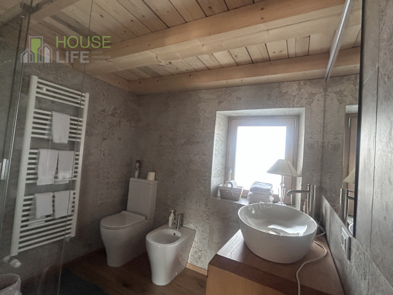 ROANA - TRESCHE CONCA - ELEGANTE CHALET DI MONTAGNA quadrilocale, tre-quattro camere, tre bagni, ...
