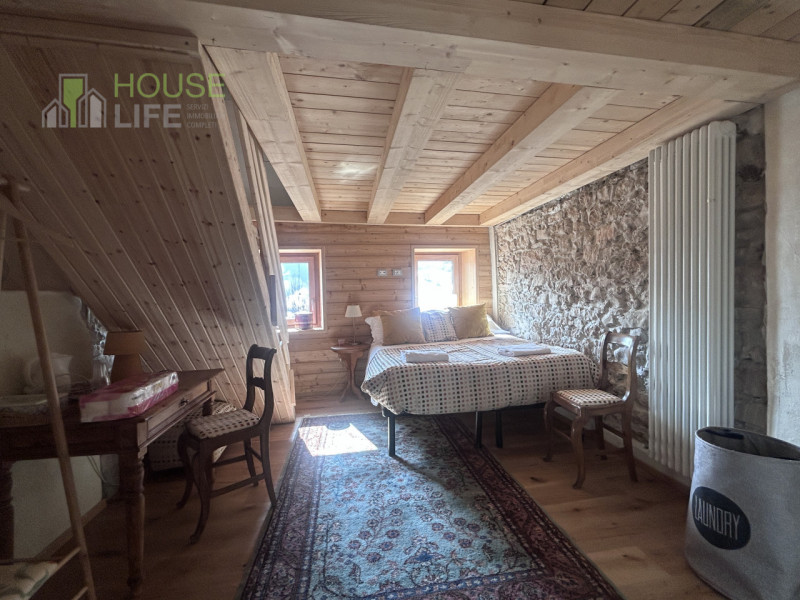 ROANA - TRESCHE CONCA - ELEGANTE CHALET DI MONTAGNA quadrilocale, tre-quattro camere, tre bagni, ...