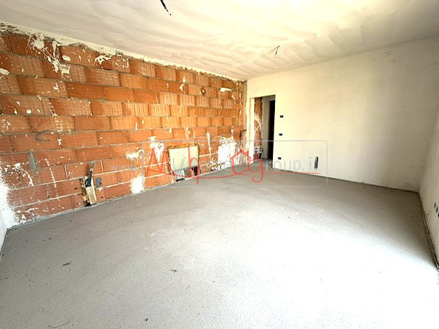 SELVAZZANO - (Rif.COMM001-s) - Se stai cercando un'opportunità unica per investire o avviare la t...