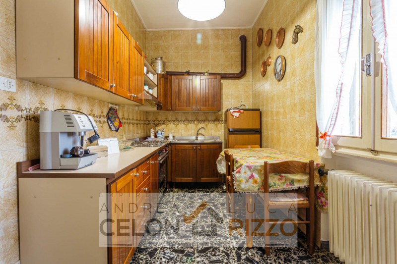 Se stai cercando una casa indipendente con spazi generosi e la possibilità di personalizzarla sec...