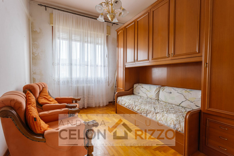 Se stai cercando una casa indipendente con spazi generosi e la possibilità di personalizzarla sec...