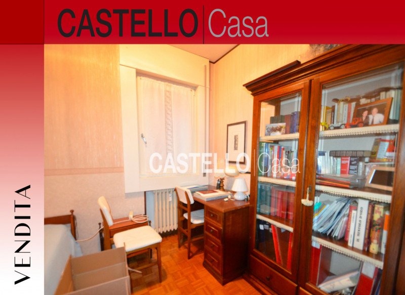 Scopri un'opportunità unica di vivere in uno dei quartieri più affascinanti e ricercati di Castel...